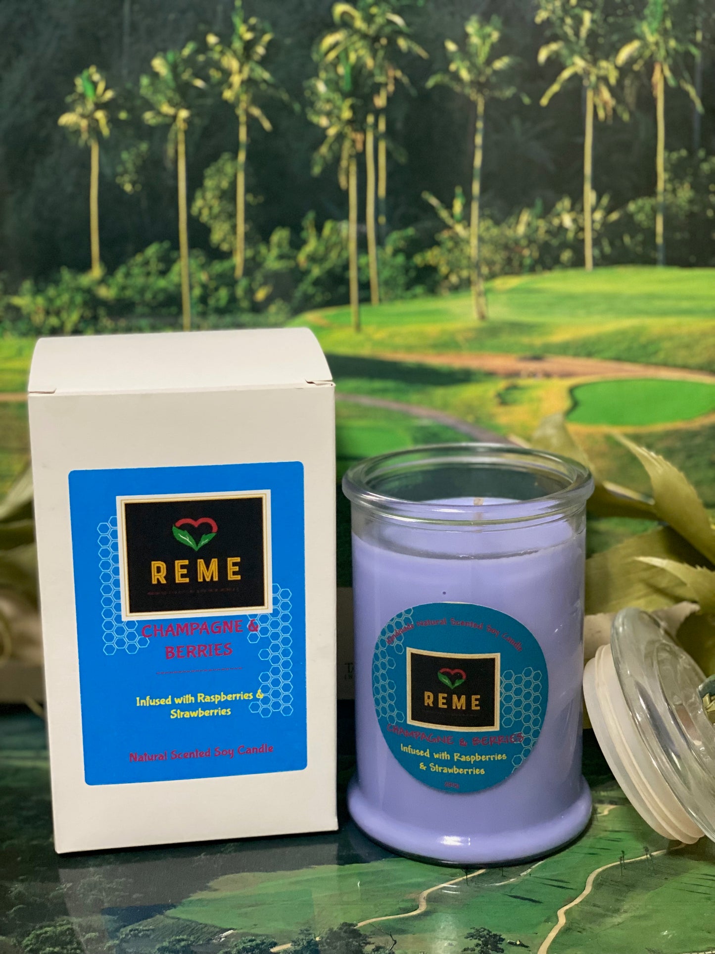 Champagne & Berry Scented Soy Candle