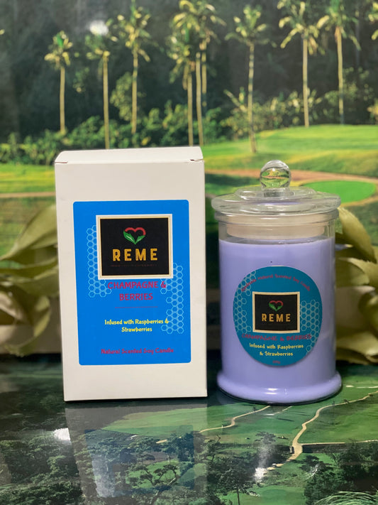 Champagne & Berry Scented Soy Candle