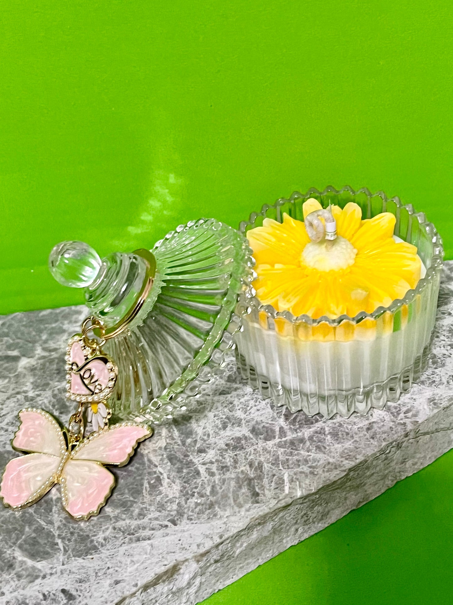 THE SOUVENIRS CLASSIC CLEAR BLOSSOM ROSES