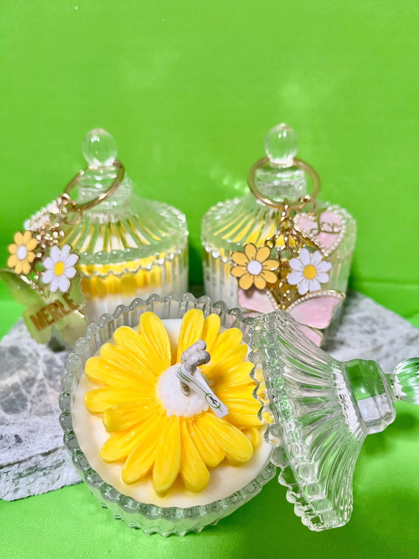 THE SOUVENIRS CLASSIC CLEAR BLOSSOM ROSES